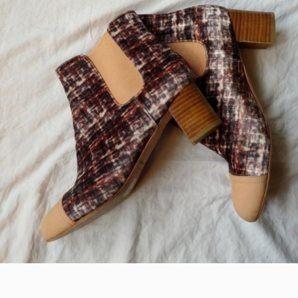 Anthropologie Chelsea Velvet Ankle Boots 10